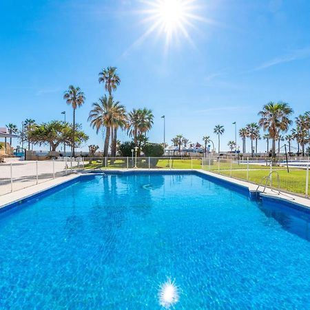 Sunny Seaside Apartment Арройо-де-ла-Мьель Экстерьер фото