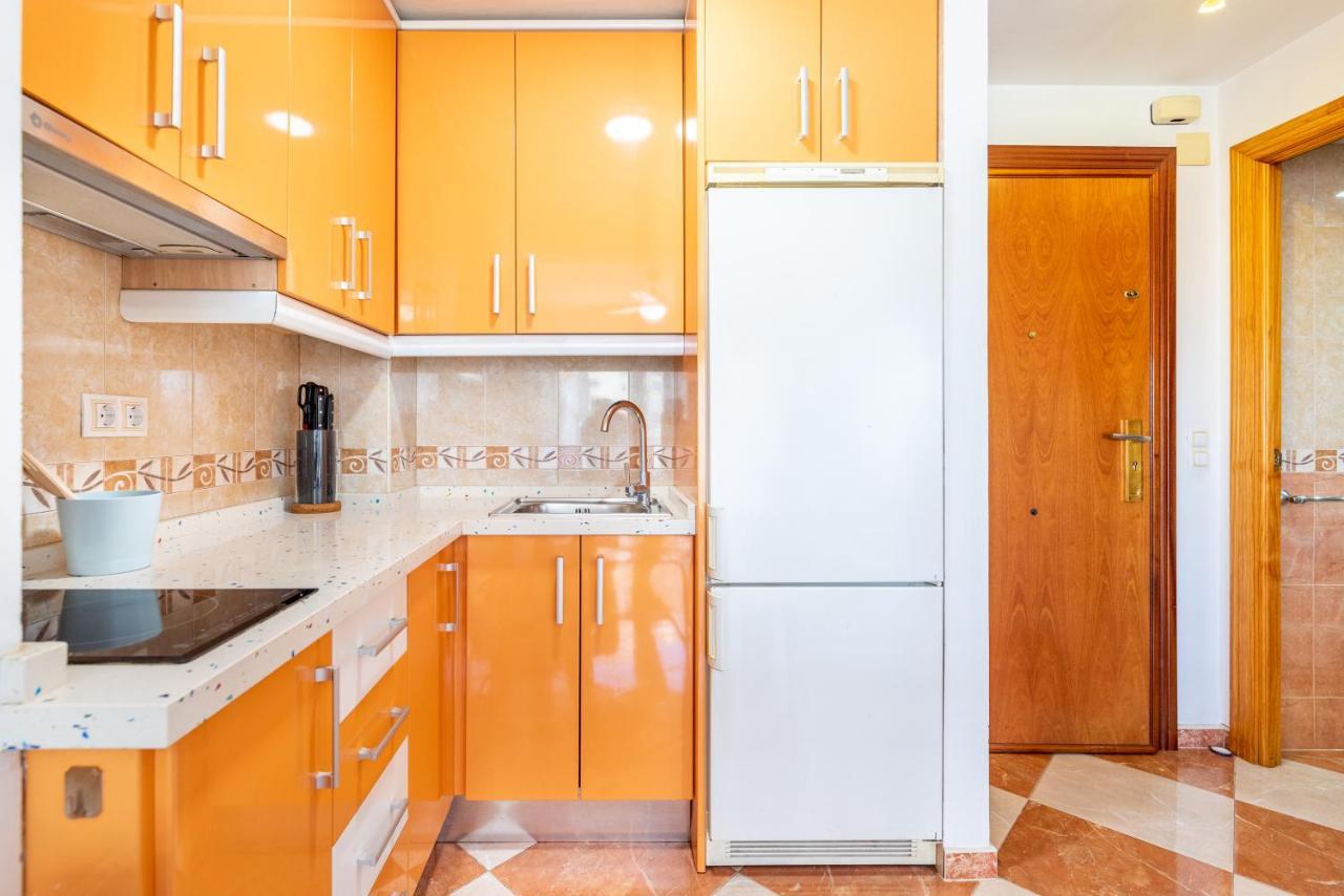 Sunny Seaside Apartment Арройо-де-ла-Мьель Экстерьер фото