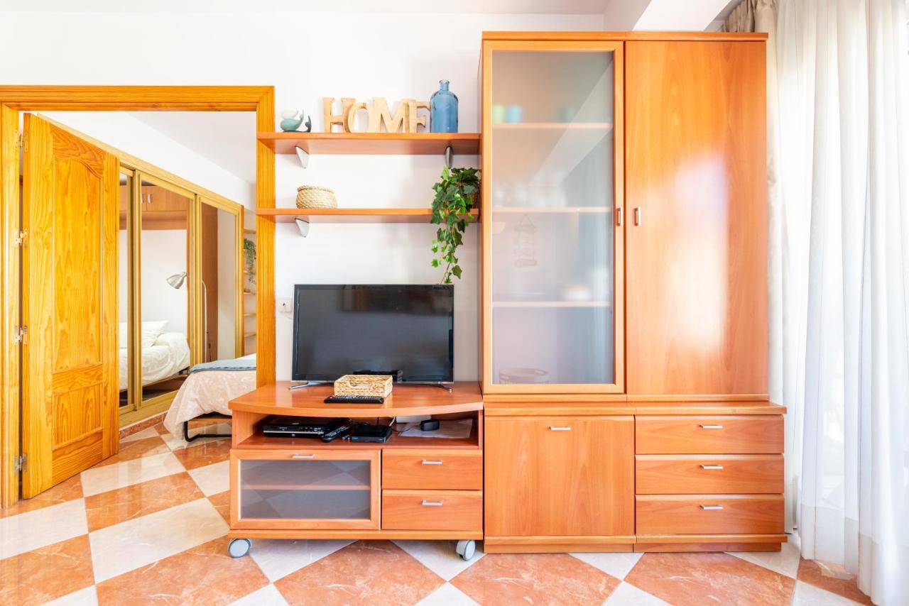 Sunny Seaside Apartment Арройо-де-ла-Мьель Экстерьер фото