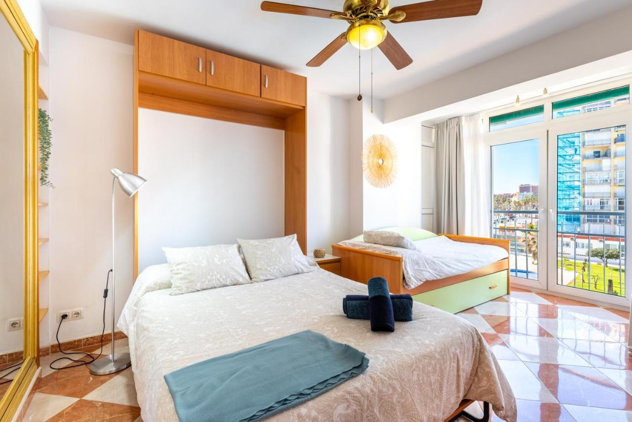 Sunny Seaside Apartment Арройо-де-ла-Мьель Экстерьер фото