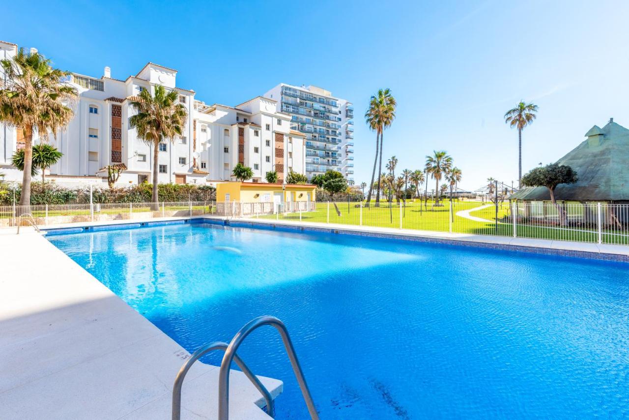 Sunny Seaside Apartment Арройо-де-ла-Мьель Экстерьер фото